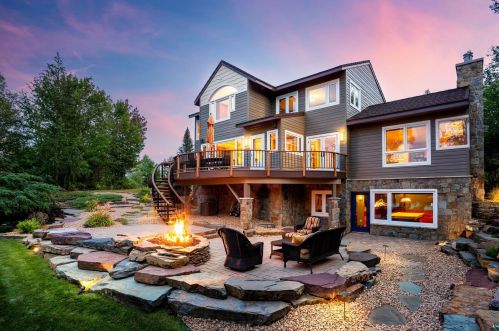 5575 Cook Lake Rd, Duluth, MN 55803-9450