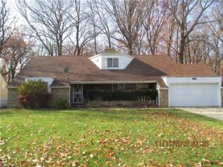 2020 Sagamore Dr, Cleveland, OH 44117-2409