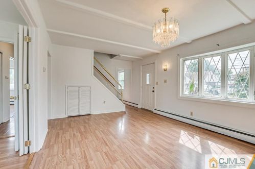 237 Loring Ave, Edison NJ exterior