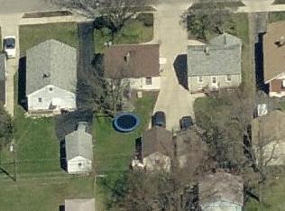 927 4th Ave, Aurora, IL 60505-4937