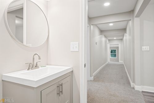 16 Eugenia St, Atlanta GA 30318-0026 exterior