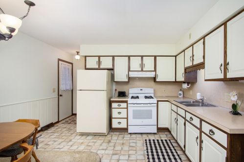 5647 Leisure South Dr, Grand Rapids MI 49548-6851 exterior