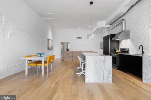 829 2nd St, Philadelphia PA 19133 exterior