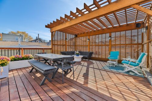 2219 Shakespeare Ave, Chicago IL 60647-3316 exterior