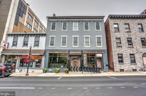 220 Prince St, Lancaster PA 17603-5878 exterior