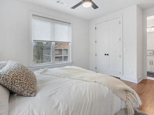 439 Morgan Pl, Atlanta GA  30317-3422 exterior