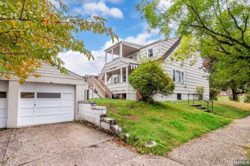 227 Montclair Ave, Newark NJ  07104-2321 exterior