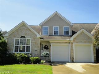 29448 Hummingbird Cir, Cleveland OH  44145-5292 exterior