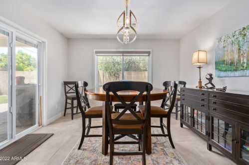 6720 11th St, Phoenix AZ  85014-1028 exterior