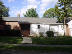 25 Bencliffe Cir, Newton, MA 02466-1101