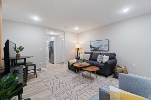 139 42nd St, Pittsburgh PA  15201-3136 exterior