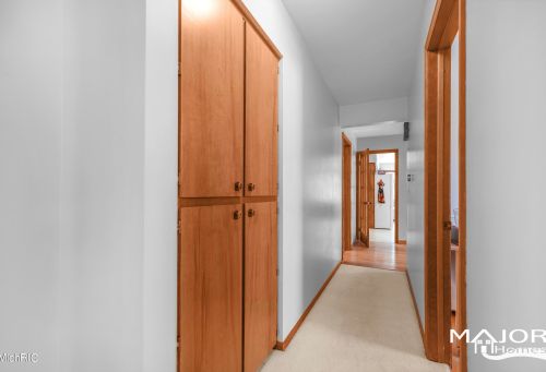 4010 Chamberlain Ave, Grand Rapids MI 49508-2615 exterior