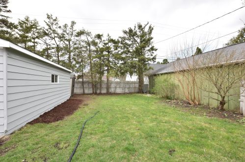 3463 97th St, Milwaukee WI  53222-3449 exterior