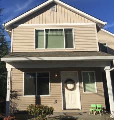 10545 Fremont St, Portland OR  97220-2784 exterior