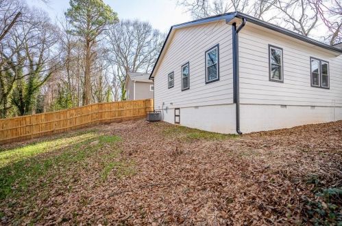 1436 Connally Ave, Atlanta GA  30310-4032 exterior