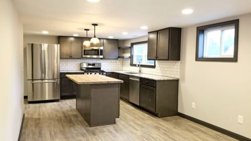 999 Main St, Corry PA  16407-1927 exterior