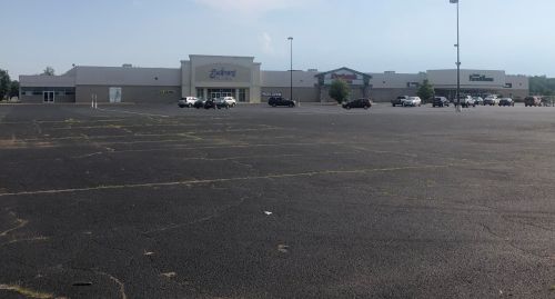 1320 Broadway St, Three Rivers MI  49093-8575 exterior