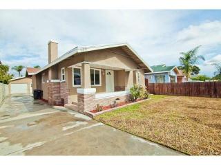 139 81st St, Los Angeles, CA 90003-2517