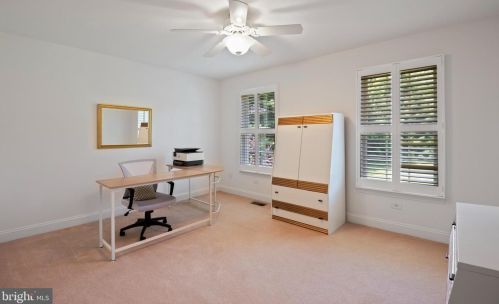 195 Carnoustie Way, Media PA 19063-1856 exterior