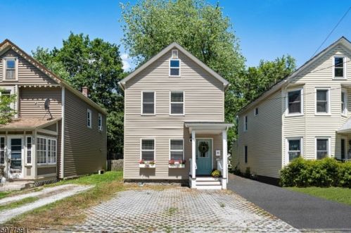 68 Woodside Ave, Fredon NJ 07860-2418 exterior