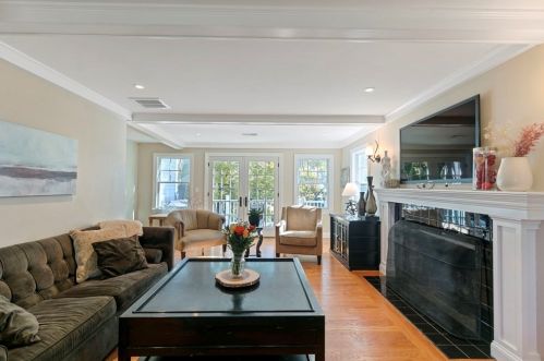 82 Day St, Newton MA 02466-2906 exterior