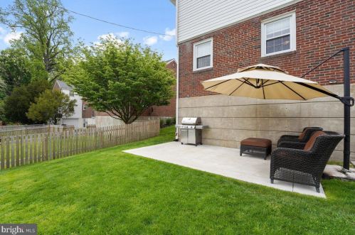 201 School Ln, Media PA 19064-2537 exterior