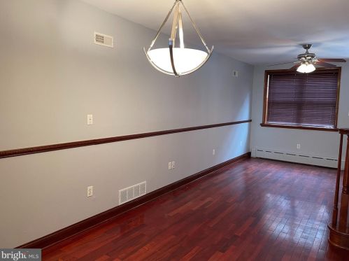 740 Darien St, Philadelphia PA  19147-2806 exterior