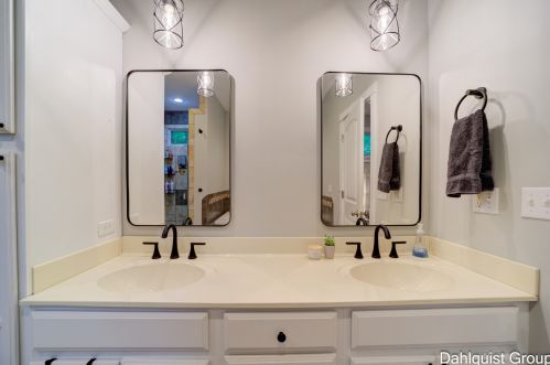 1626 Orshal Rd, Meskegon MI 49445-8804 exterior