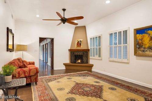 2100 4 St, Tucson AZ 85705-7806 exterior