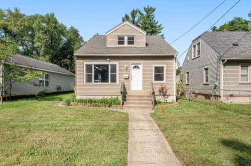 817 Dorchester Ave, Grand Rapids, MI 49503-4803