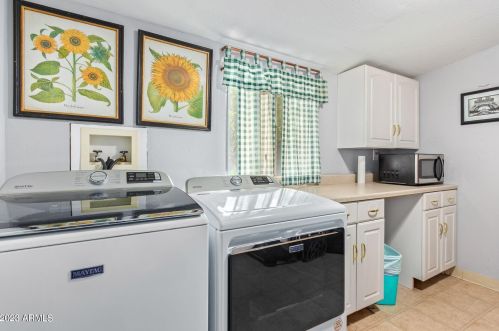 5135 12th St, Phoenix AZ  85014-3303 exterior