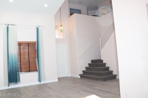 4137 Charter Oak Rd, Phoenix AZ  85032-7452 exterior