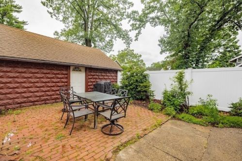 103 Birchwood Ave, Springfield MA  01106-1107 exterior