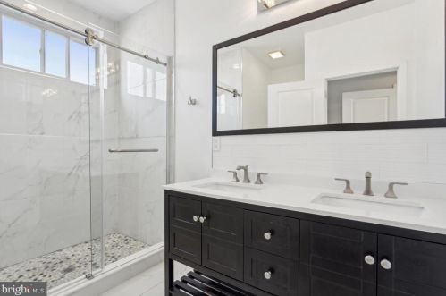 2624 Collins St, Philadelphia PA 19134-3709 exterior