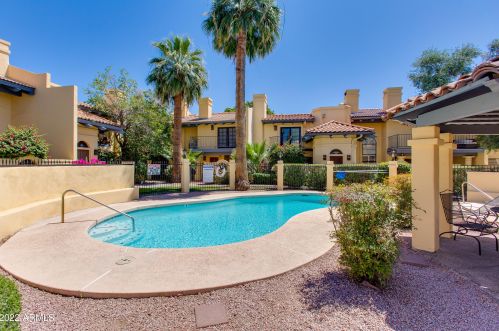 5825 12th St, Phoenix AZ 85014-2070 exterior