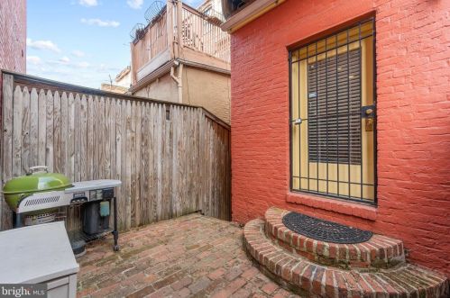 716 13th St, Washington DC  20002-4463 exterior