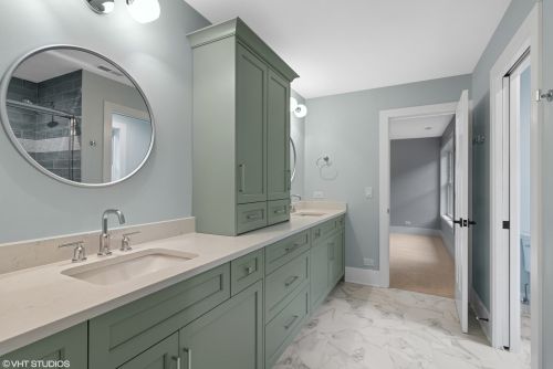 245 Highland Ave, Elmhurst IL  60126-2554 exterior