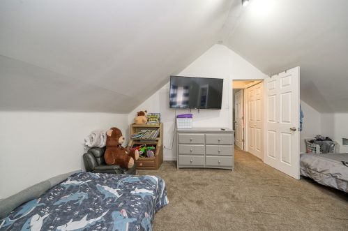 126 Tilford Rd, Pittsburgh PA 15235-2249 exterior