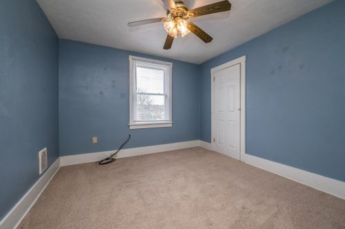 1626 Leolyn St, Pittsburgh PA  15210-3939 exterior