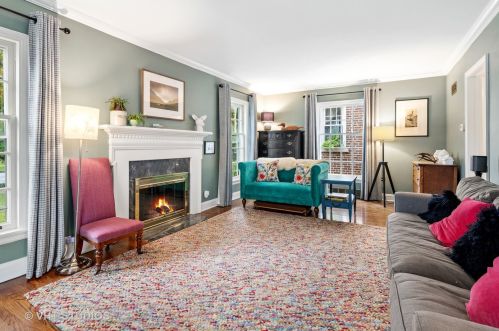 5656 Kenneth Ave, Chicago IL  60646-5906 exterior