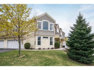1960 Shamrock Pl, Chaska, MN 55318-5405