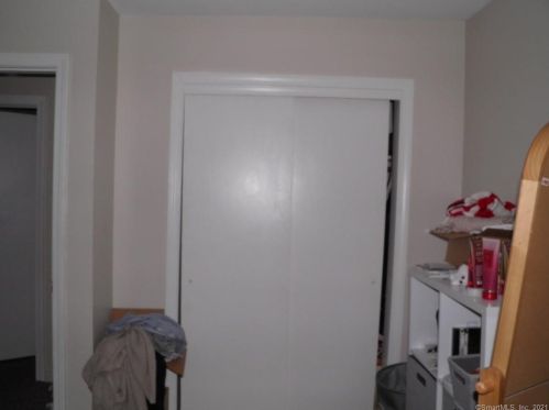 52 Carol Ave, Killingly CT 06239-4244 exterior