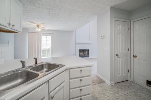 2507 Albion Farm Way, Duluth GA 30097-7623 exterior