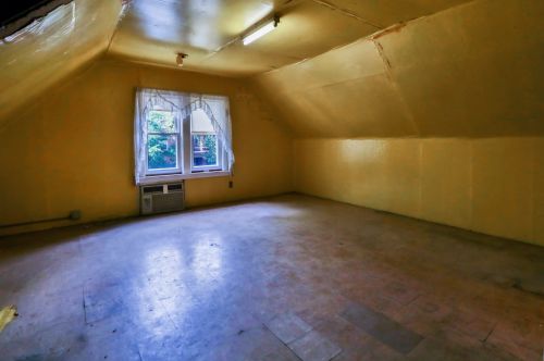 1931 Addison St, Chicago IL 60613-3504 exterior