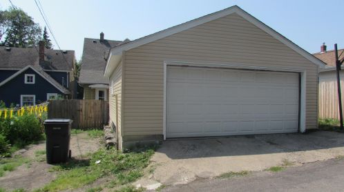 719 Cook Ave, Saint Paul MN 55106-3105 exterior