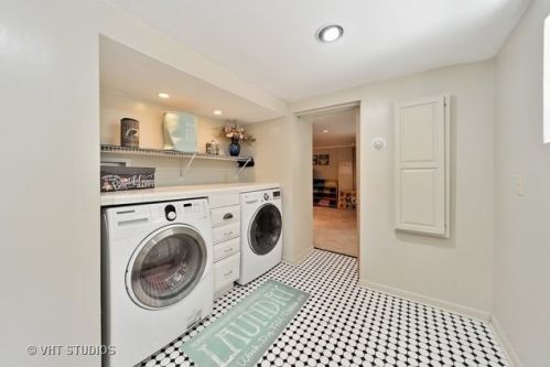 3812 Kildare Ave, Chicago IL 60641-3047 exterior