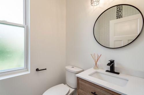 6731 Peoria St, Chicago IL 60621-1940 exterior