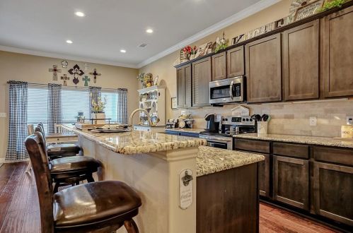 2805 Lillis Ln, Denison TX 75020 exterior