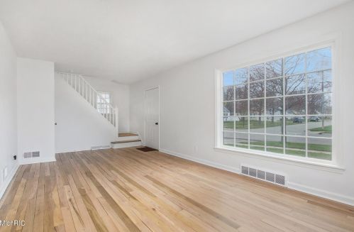 2113 Norman Ave, Meskegon MI  49441-3461 exterior