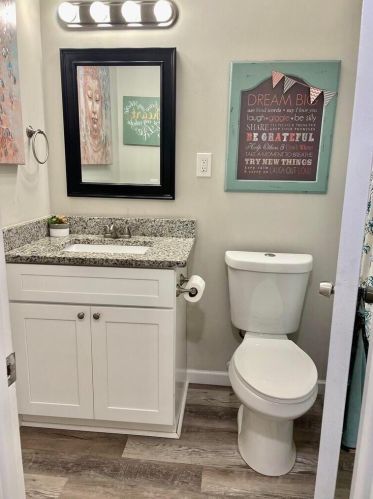 102 Lakehurst, Fort Pierce FL 34983-2545 exterior